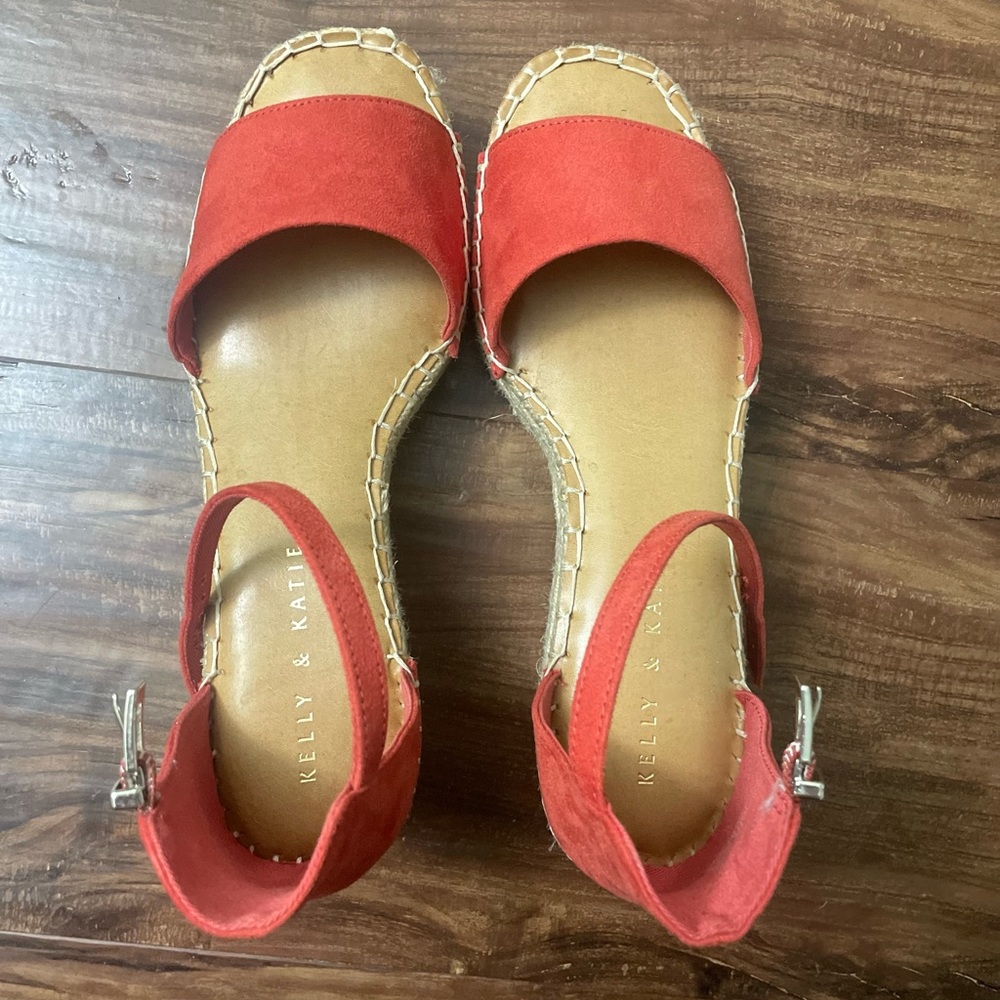 Kelly & Katie orange wedge size 7.5